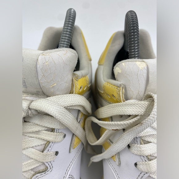 New balance 574 running shoe womens size 7 - Picture 3 of 7